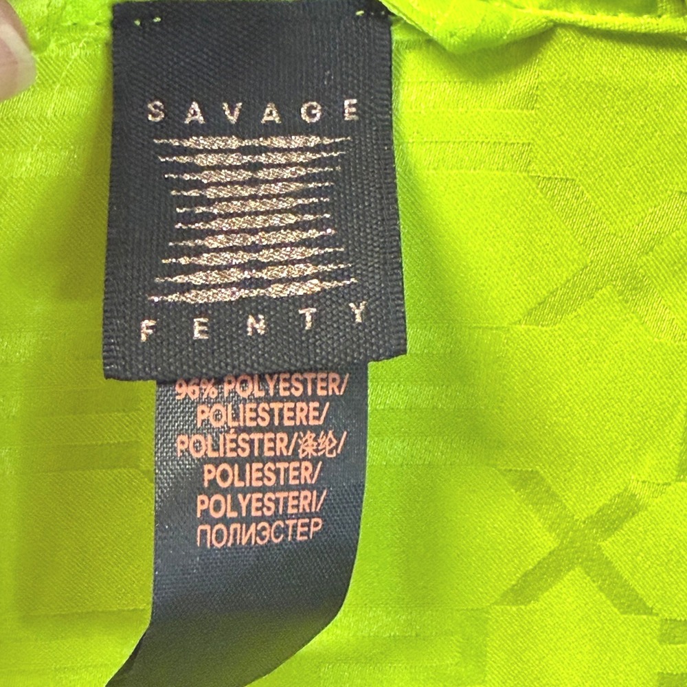 Savage X Fenty Mens Neon Lime Green Logo Jacquard Satin Short Robe L/XL - Picture 9 of 11